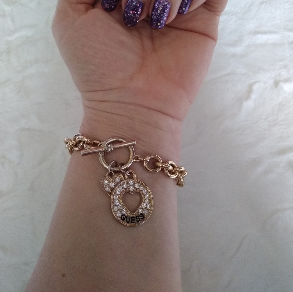 Guess Rhinestone Heart Toggle Bracelet - Picture 5 of 6